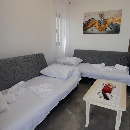 Miri'S Villa Saranda Zewnętrze zdjęcie